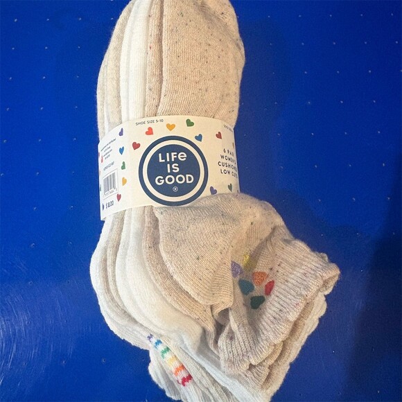 Life Is Good Accessories - Life Is Good Womens Cushioned No-Show Socks 6-Pair Pack Love Is Love